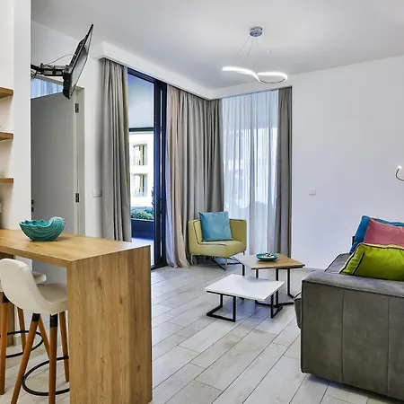 Royal Gardens Paradise 4* Budva