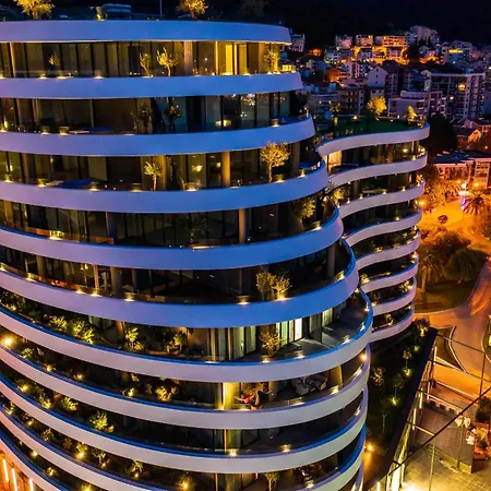 Royal Gardens Paradise 4* Budva